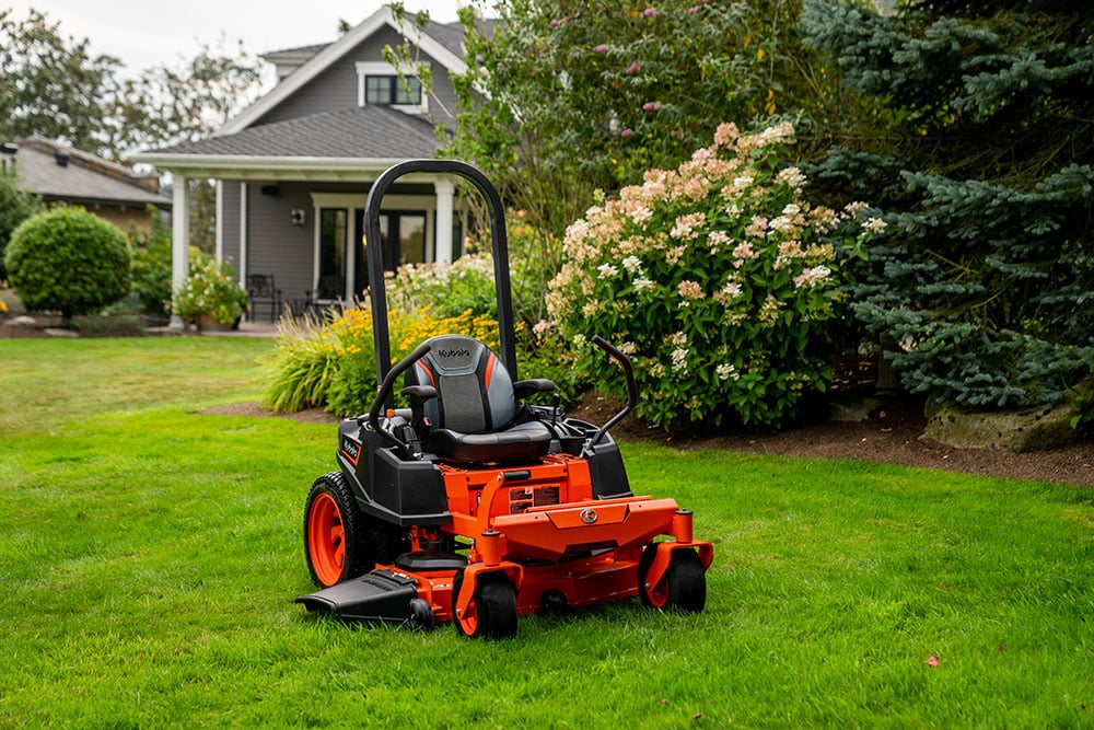 Z242 & Z252 MOWERS - Bobby Ford Tractor and Equipment