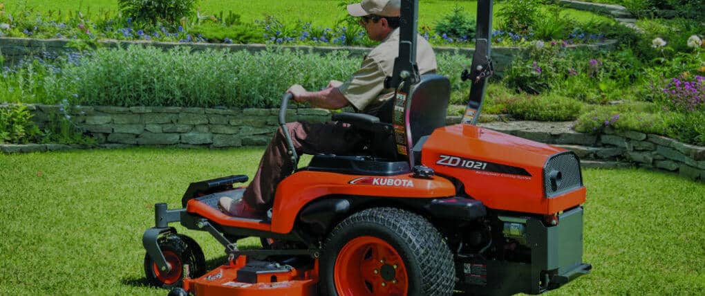 zero turn vs. lawn tractor