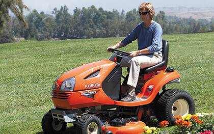 Kubota vs Cub Cadet mower